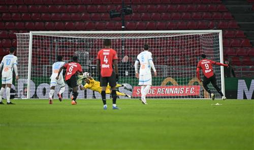 Rennes đấu với Marseille