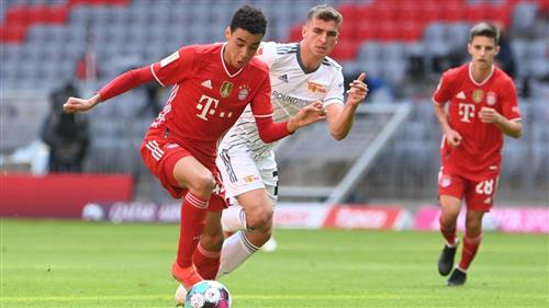 Bayern Munich đấu với Union Berlin