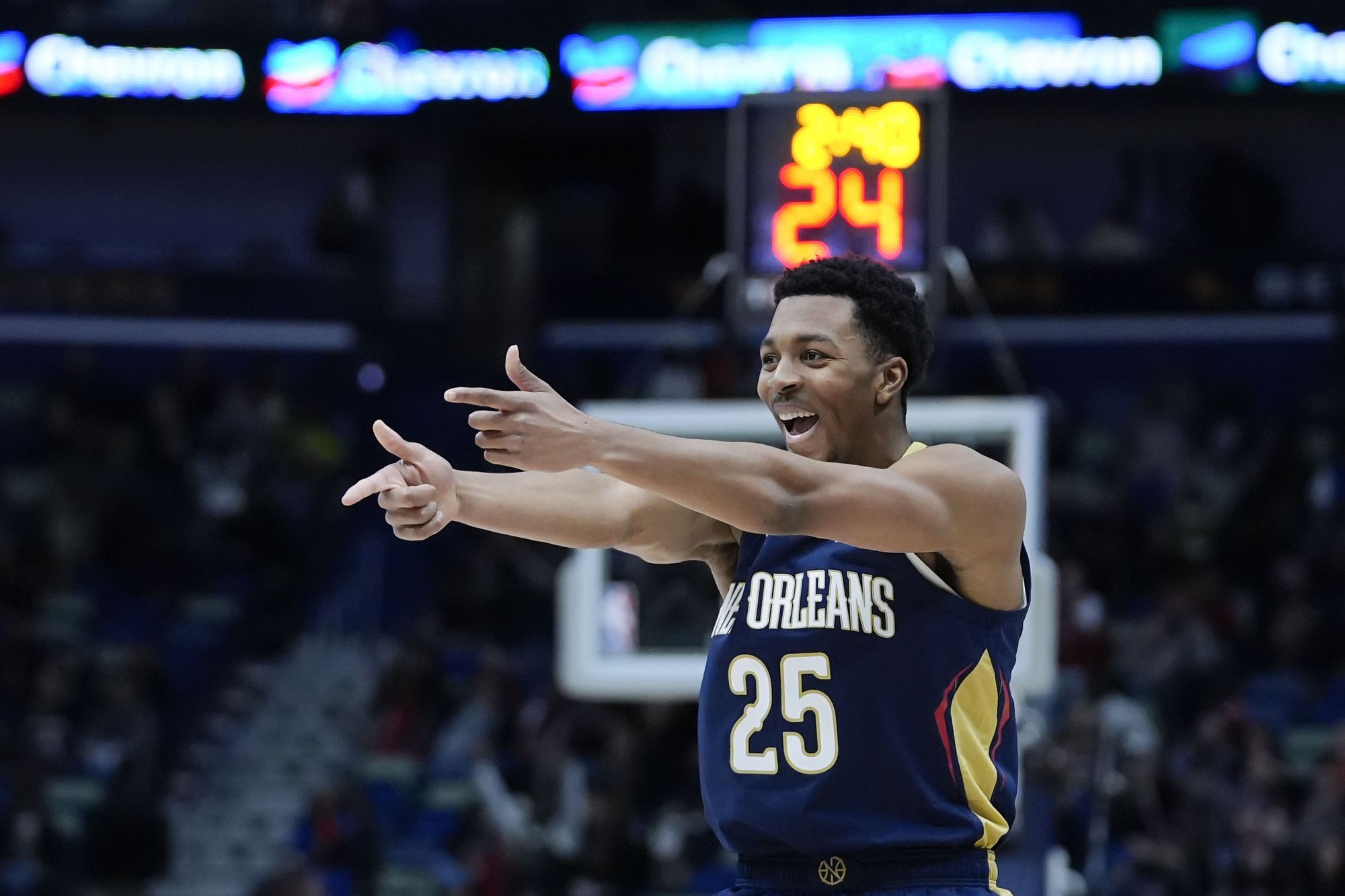 cột mốc quan trọng! Murphy vượt qua Jrue Holiday để đứng thứ hai trong danh sách ba điểm mọi thời đại của Pelicans
