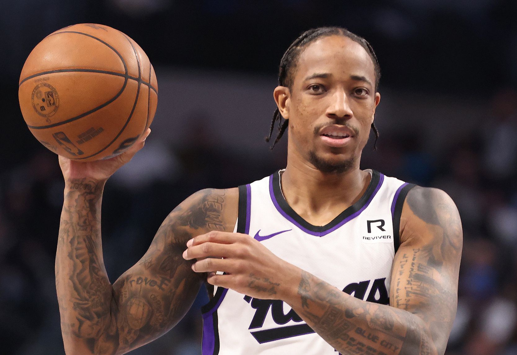 Mất! DeRozan ghi được 4 điểm khi bắn 1/6, mức thấp nhất trong mùa giải, với điểm cộng trừ là -31.