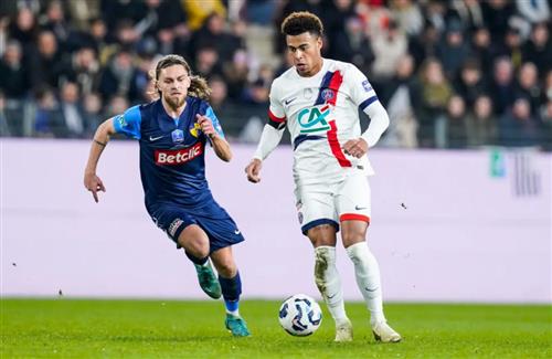 Sân vận động Briochin vs Paris Saint-Germain