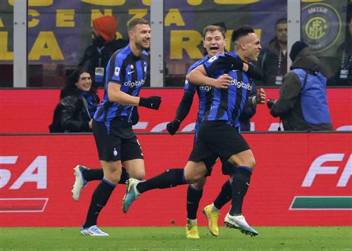 Inter Milan đấu với Porto