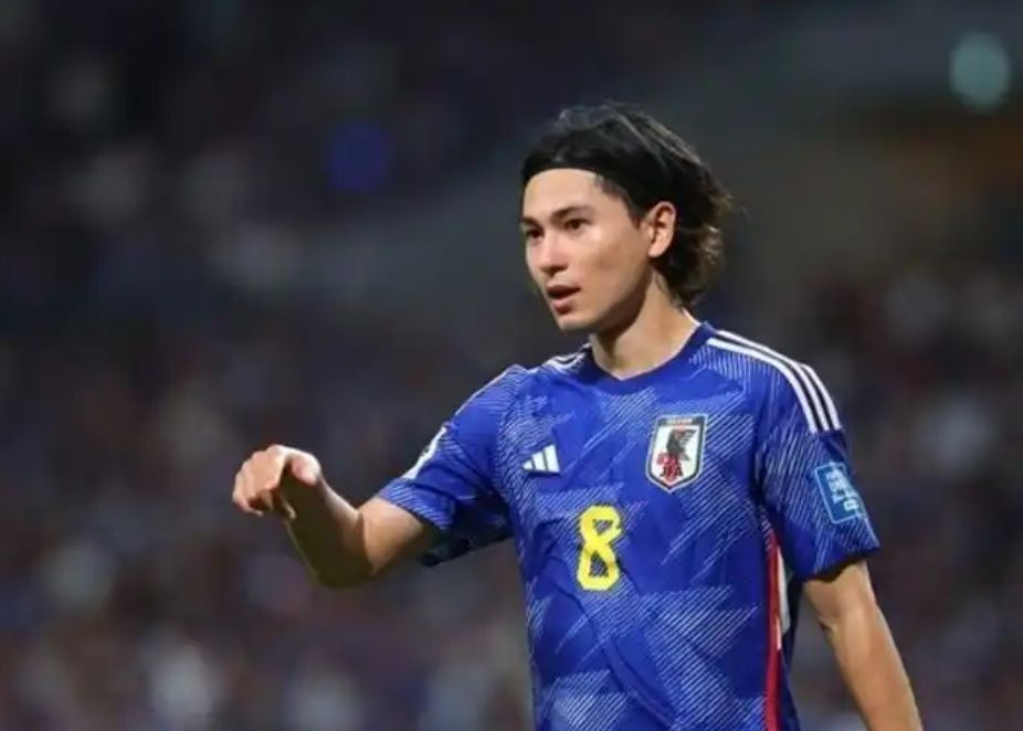 Minamino Takumi: Mori Yasuichi đáng được tôn trọng, mô hình phân công lao động huấn luyện đã mang lại lợi ích cho đội