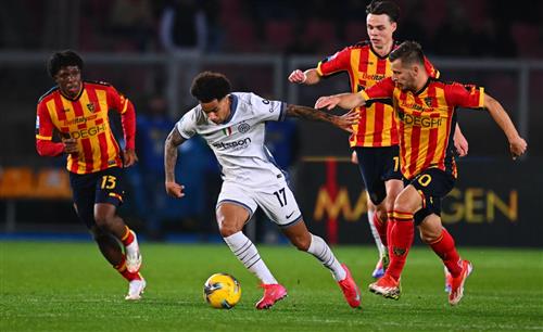 Lecce đấu với Inter Milan