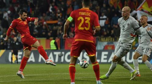 Montenegro đấu với Iceland