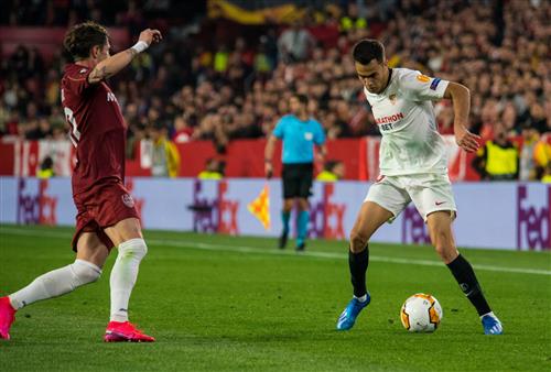 Sevilla đấu với Roma