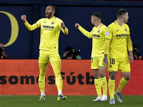 Villarreal đấu với Rayo Vallecano