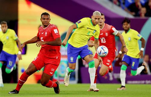 Brazil đấu với Thụy Sĩ