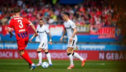 Heidenheim đấu với Bayer Leverkusen