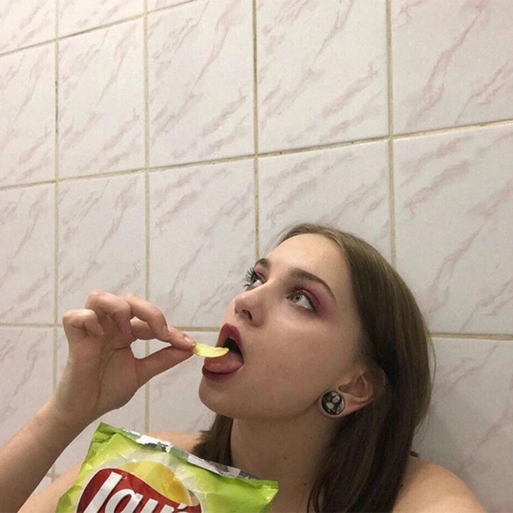 6686体育铁牌作者Elspeth