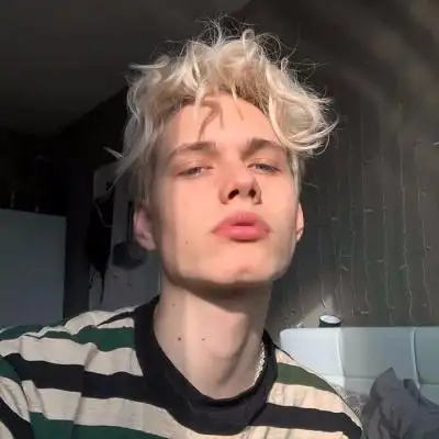 6686体育初级作者Coral