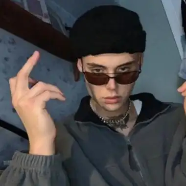 6686体育金牌作者Teresa