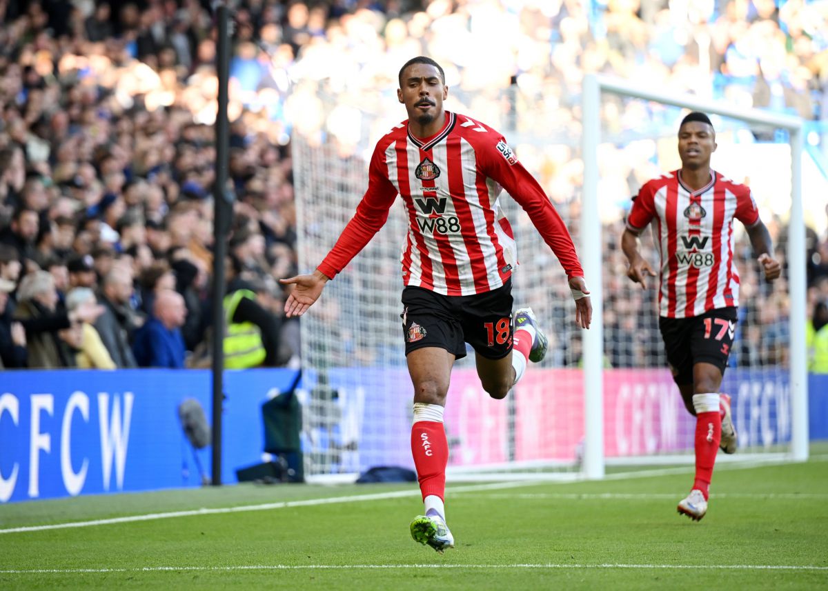 Tiền đạo Sunderland: Chúng ta đứng thứ hai? Còn quá sớm để nói về hạng nhì, mùa giải vẫn chưa kết thúc