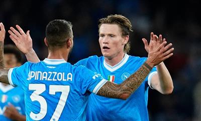 McTominay nói về việc ghi bàn: Đèn quá sáng, tôi không thể nhìn thấy gì, chỉ nghĩ đến việc ghi bàn