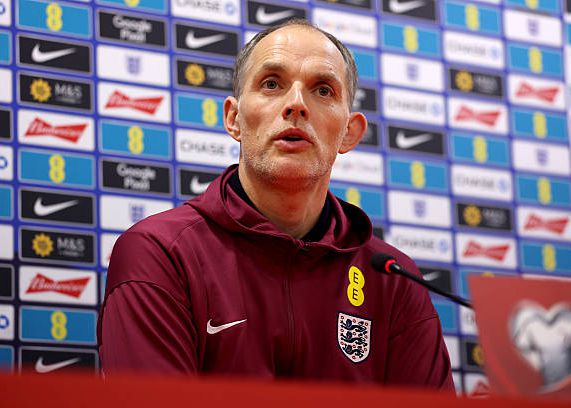 Tuchel: Konsa ở lại London để kiểm tra do căng cơ bắp chân, tôi không ngại Foden chơi số 9