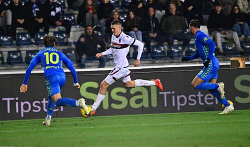 Empoli đấu với Bologna