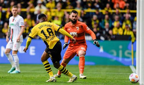 Dortmund đấu với Augsburg