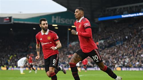 Leeds United đấu với Manchester United
